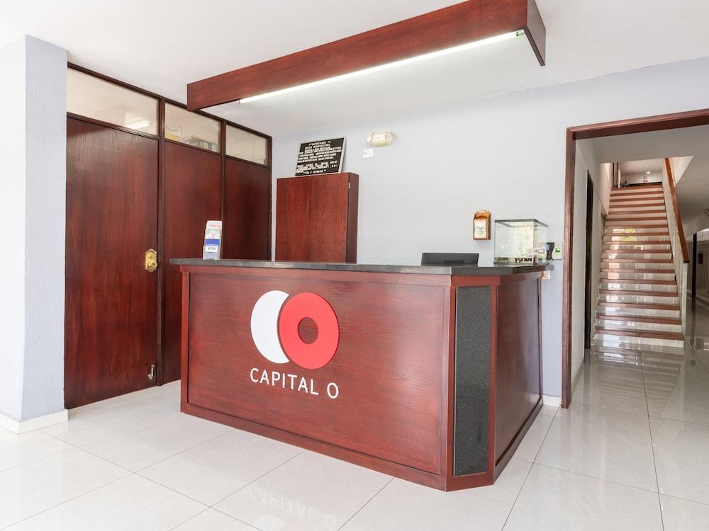 Suites Internacional Zapopan Exterior photo