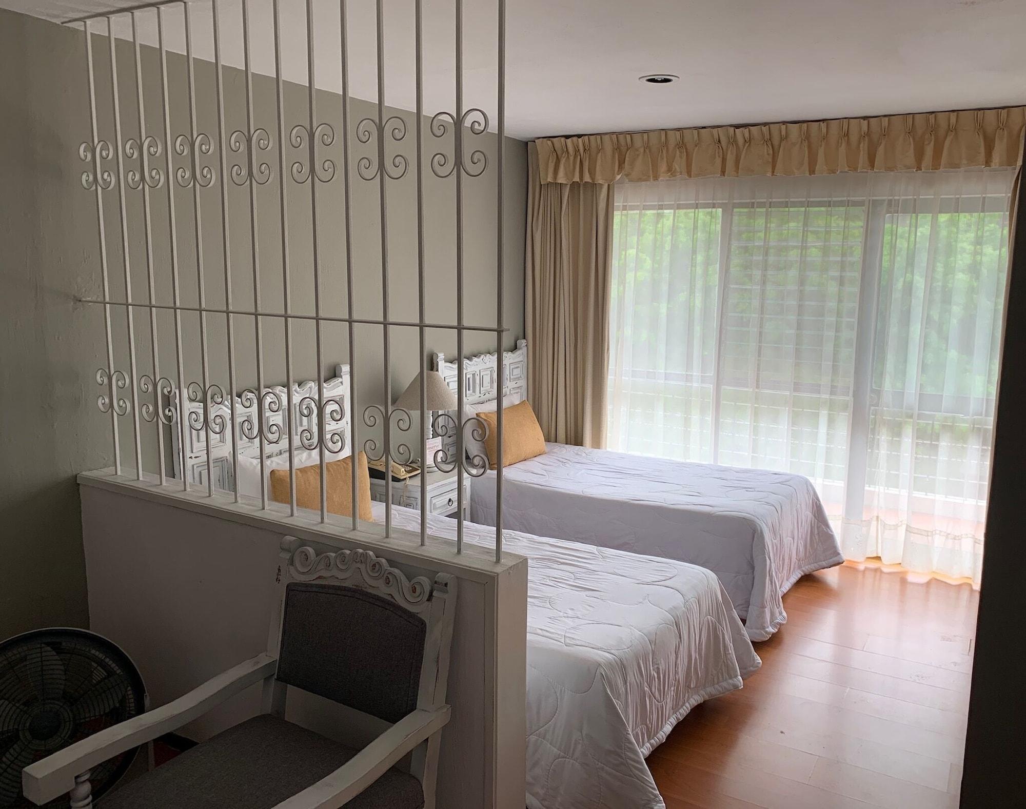Suites Internacional Zapopan Exterior photo