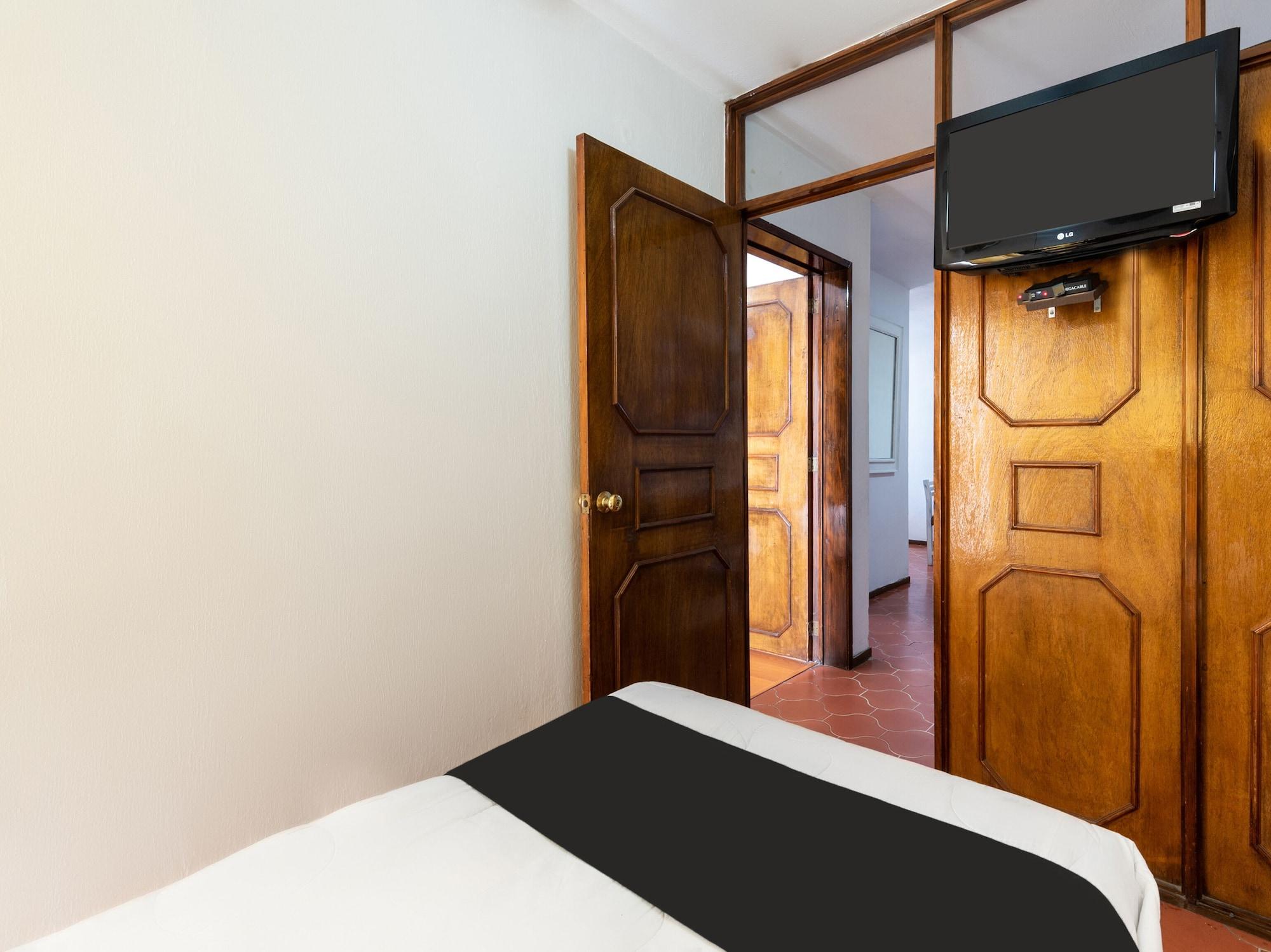Suites Internacional Zapopan Exterior photo