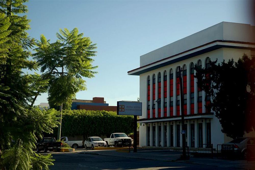 Suites Internacional Zapopan Exterior photo